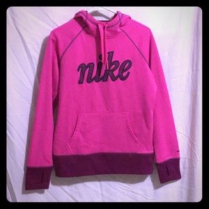 Girls Nike therma-fit hooded sweatshirt